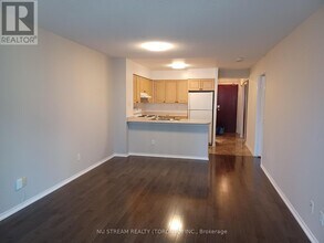 750 Bay St. in Toronto, ON - Building Photo - Building Photo