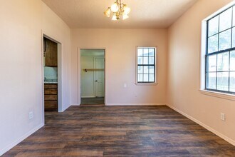 517 SW 26th St in Oklahoma City, OK - Building Photo - Building Photo