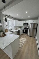 755 Coolidge St in Plymouth, MI - Building Photo