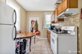 91 2nd St in Woodbridge, NJ - Building Photo - Building Photo