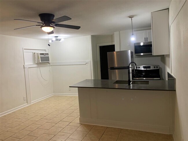 property at 7610 Red Robin Ln