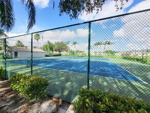 11290 SW 21st St in Miramar, FL - Building Photo - Building Photo