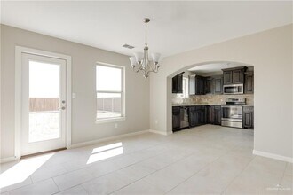 5900 Rocky Wy in McAllen, TX - Building Photo - Building Photo