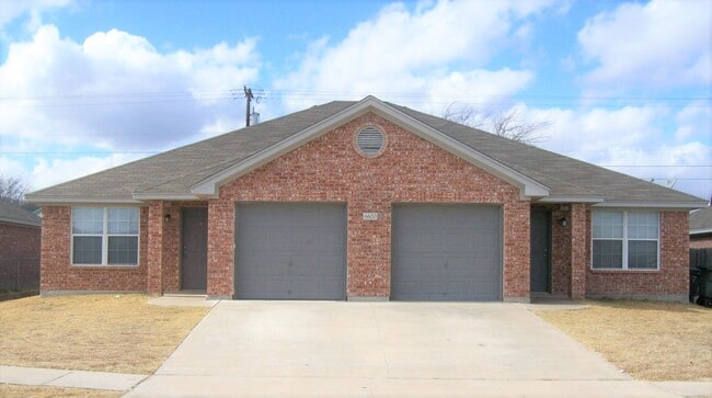 6600 Temora Loop, Unit A in Killeen, TX - Building Photo - Building Photo