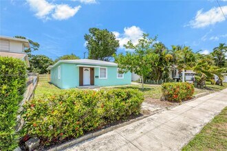 809 SW 17th St in Fort Lauderdale, FL - Building Photo - Building Photo