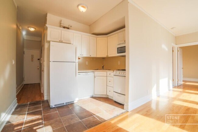 515 W 122nd St in New York, NY - Building Photo - Building Photo