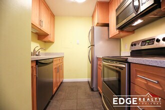 12 Ellery St, Unit 501 in Cambridge, MA - Foto de edificio - Building Photo