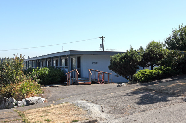 Townview Apartments in Tacoma, WA - Building Photo - Building Photo