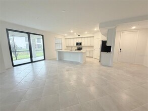 5624 Summit Point Cir in Bradenton, FL - Building Photo - Building Photo