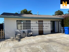 1036 Highland St in Seaside, CA - Building Photo