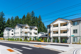 Lost Lake Forest Apartments in Lakewood, WA - Foto de edificio - Building Photo