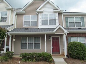 209 Malamute Ln in Greensboro, NC - Building Photo