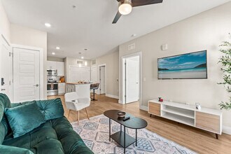 12550 Windy Pointe Lp in Orlando, FL - Building Photo - Building Photo