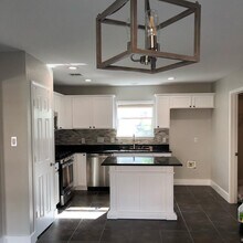 615 Big Spring Dr in Cedar Park, TX - Foto de edificio - Building Photo