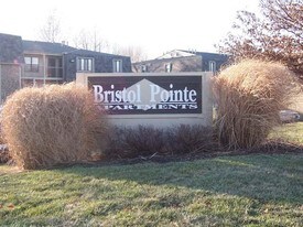 Bristol Pointe Apartments in Olathe, KS - Building Photo