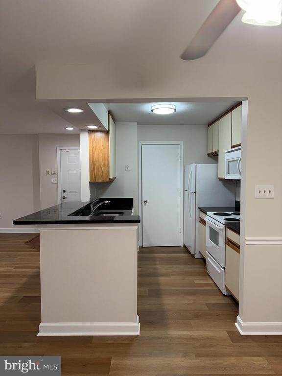 3321 Sir Thomas Dr in Silver Spring, MD - Building Photo - Building Photo