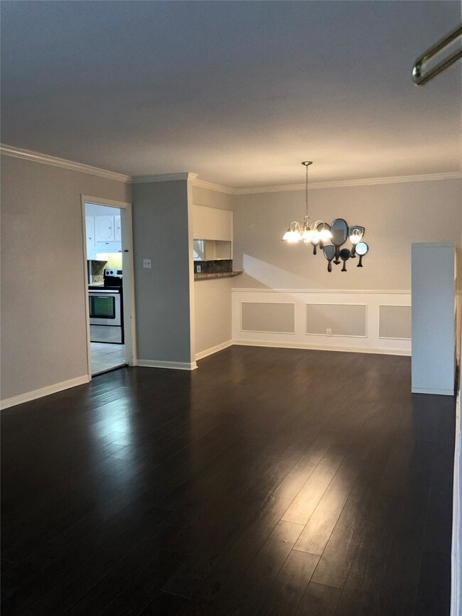 2565 Marilee Ln in Houston, TX - Building Photo - Building Photo