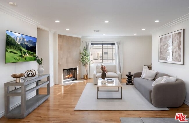 property at 525 N Orange Dr