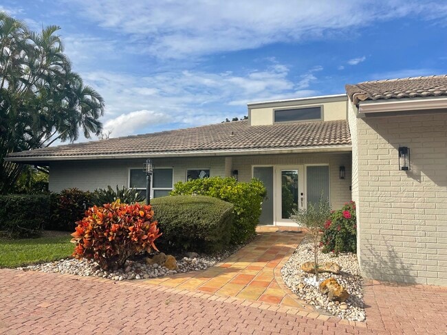 13772 Sand Crane Dr in West Palm Beach, FL - Building Photo - Building Photo