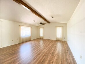 8992 Hernando Way in Weeki Wachee, FL - Building Photo - Building Photo
