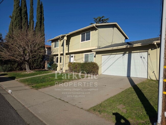 2111 Norse Dr in Pleasant Hill, CA - Building Photo - Building Photo