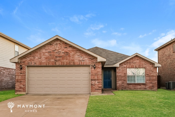 2012 Valley Forge Trail, Unit 0402 in Fort Worth, TX - Building Photo