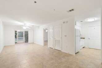 4276 Calinda Ln in Niceville, FL - Building Photo - Building Photo