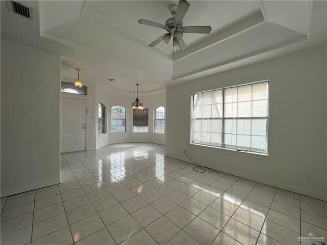 618 Melanie Dr in Pharr, TX - Building Photo - Building Photo
