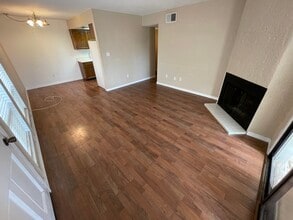 3002 N 70th St, Unit 240 in Scottsdale, AZ - Building Photo - Building Photo