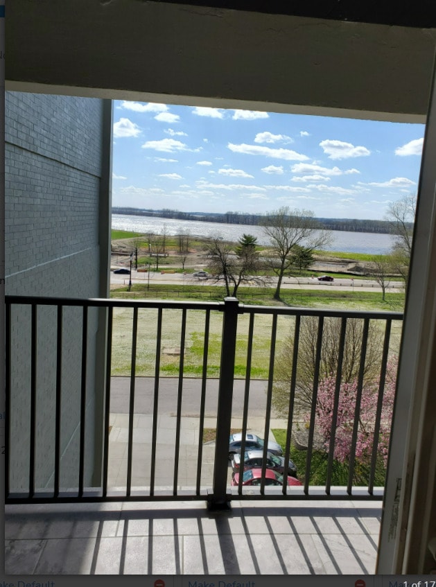 Sunset Tower in Evansville, IN - Foto de edificio - Building Photo