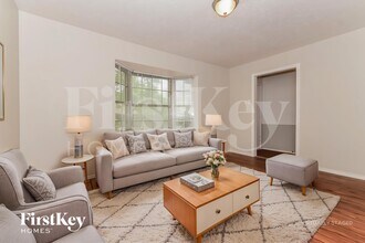 4301 Augusta Dr in Garland, TX - Building Photo - Building Photo