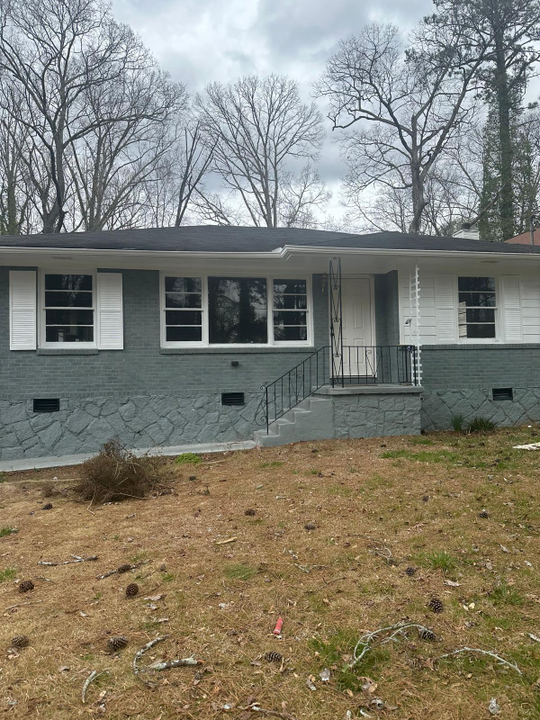 1951 Handley Ave SW in Atlanta, GA - Building Photo