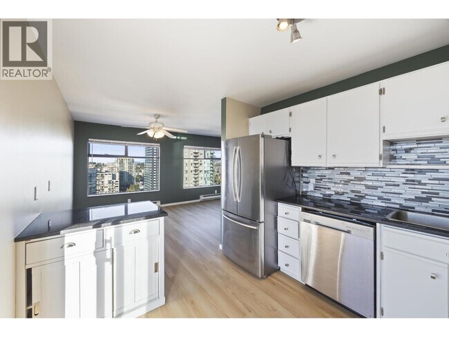 615 Belmont St in New Westminster, BC - Building Photo - Building Photo