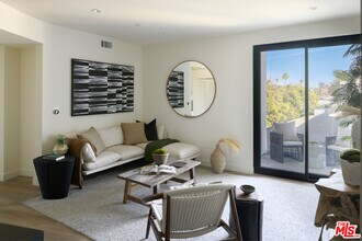 1110 Spaulding Ave in Los Angeles, CA - Building Photo - Building Photo