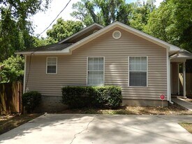 1412 Calloway St in Tallahassee, FL - Building Photo