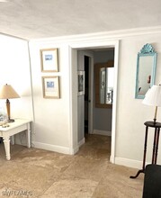 2064 Alamanda Dr in Naples, FL - Building Photo - Building Photo