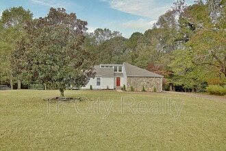 150 Drennan Dr in Fayetteville, GA - Building Photo - Building Photo