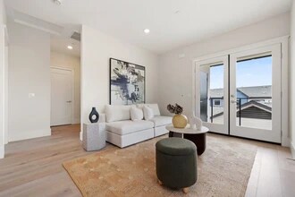 3733 Adams St in Carlsbad, CA - Building Photo - Building Photo