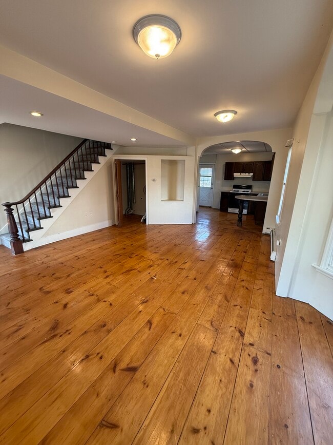 4 Colvin Ave in Ravena, NY - Foto de edificio - Building Photo