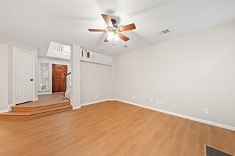 10 Alderon Woods Pl in Spring, TX - Building Photo - Building Photo