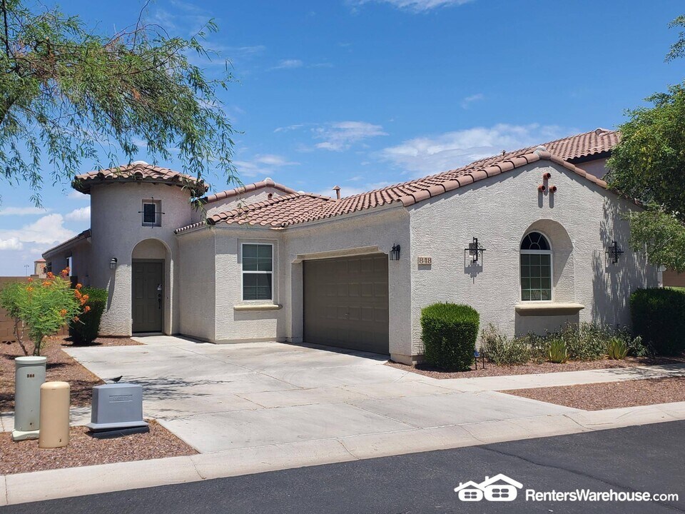848 E Constance Wy in Phoenix, AZ - Building Photo