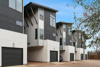 312 Ashley Dawn Ln, Unit 312 Ashley Dawn Lane in Austin, TX - Foto de edificio - Building Photo