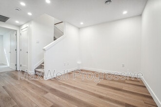 11113-11151 51 St NW in Edmonton, AB - Building Photo - Building Photo
