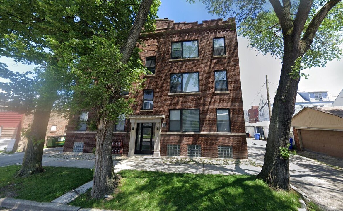 2849 N Drake Ave in Chicago, IL - Building Photo