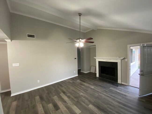 14322 Blue Falls Dr in Sugar Land, TX - Foto de edificio - Building Photo