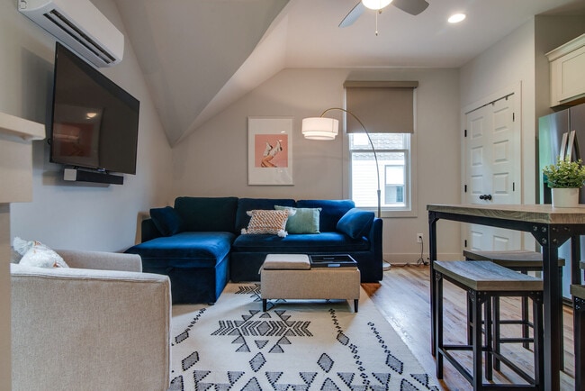 934 Mcferrin Ave in Nashville, TN - Building Photo - Building Photo