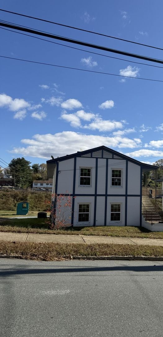 1437 W 4th St in Winston-Salem, NC - Building Photo - Building Photo