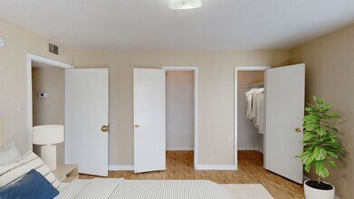 Cerca Demi Apartments in Houston, TX - Building Photo - Building Photo