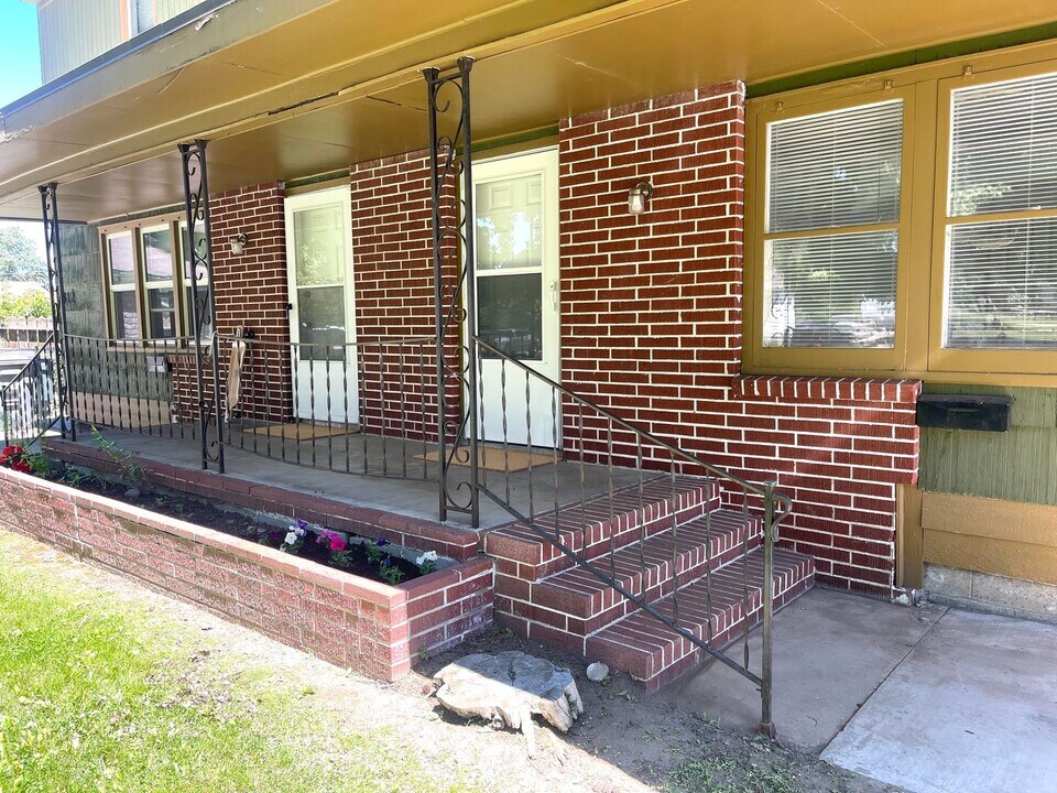 1310-1312 Mahan Ave in Richland, WA - Building Photo