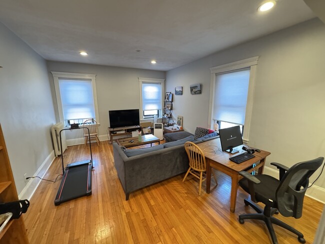 30 Kilsyth Rd, Unit 22 in Brookline, MA - Building Photo - Building Photo